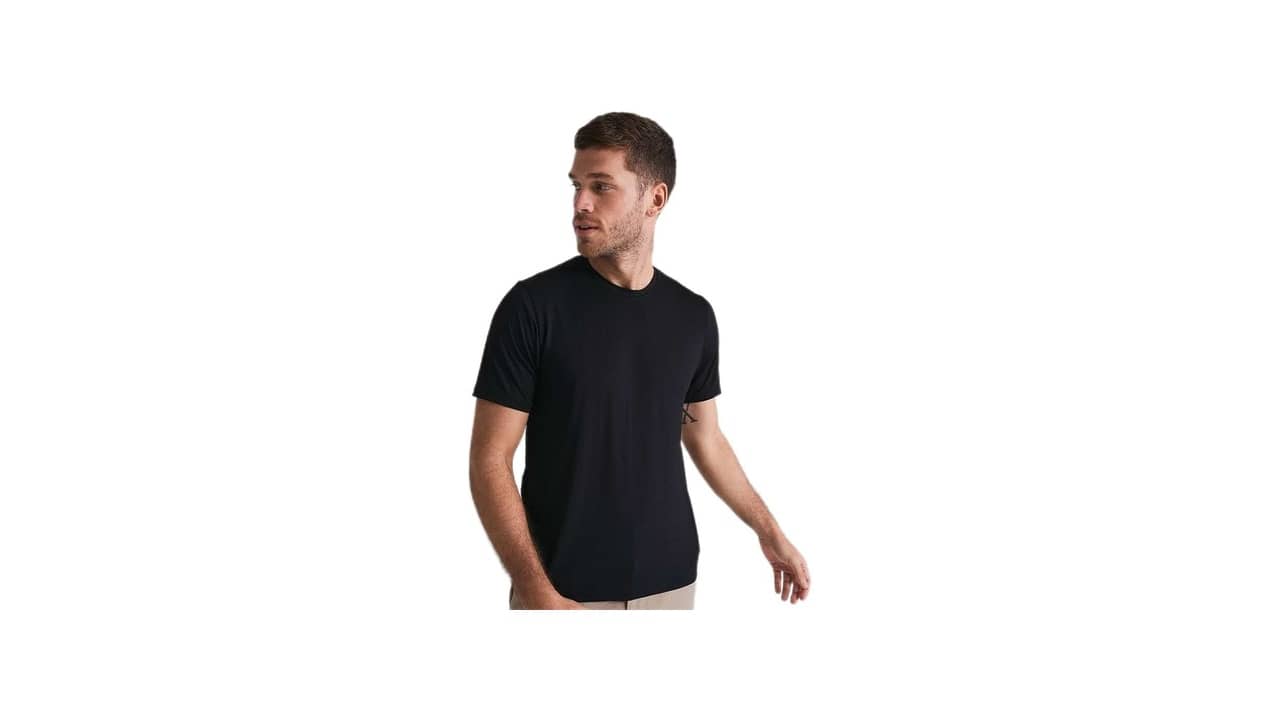 Melhor Camiseta Básica: 10 Modelos com Ótimo Tecido