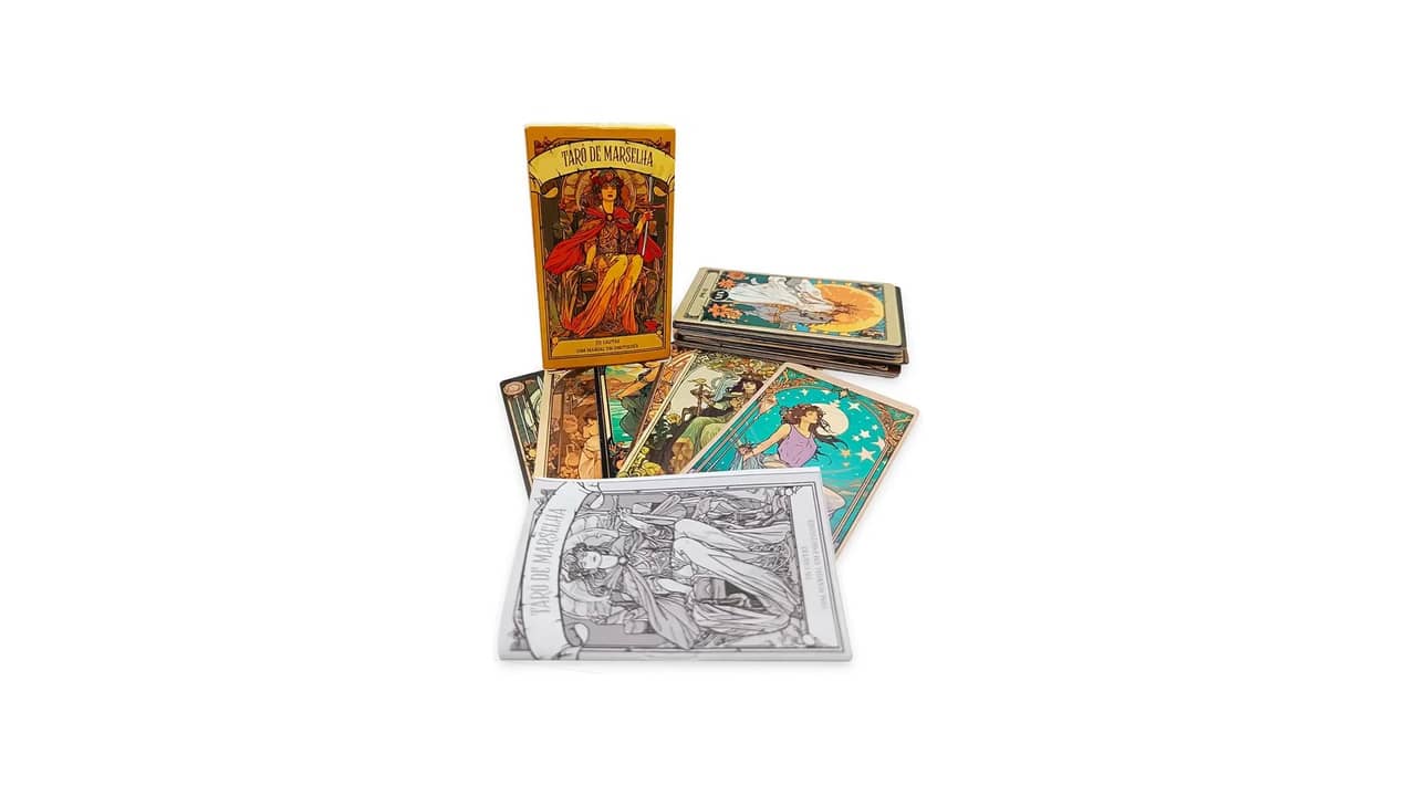 Melhor Carta de Tarot: Análise de 10 Decks Ilustrativos e Mágicos
