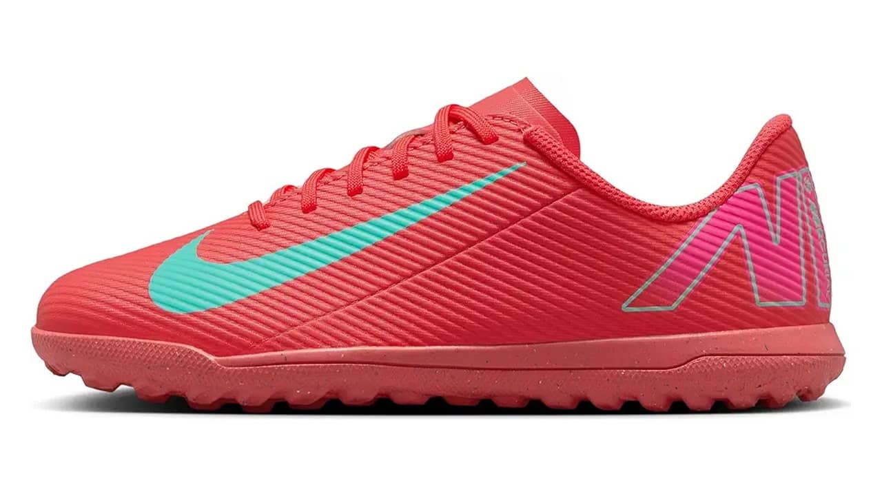 Melhor Chuteira de Campo da Nike: Tecnologia e Estilo para Jogadores Avançados