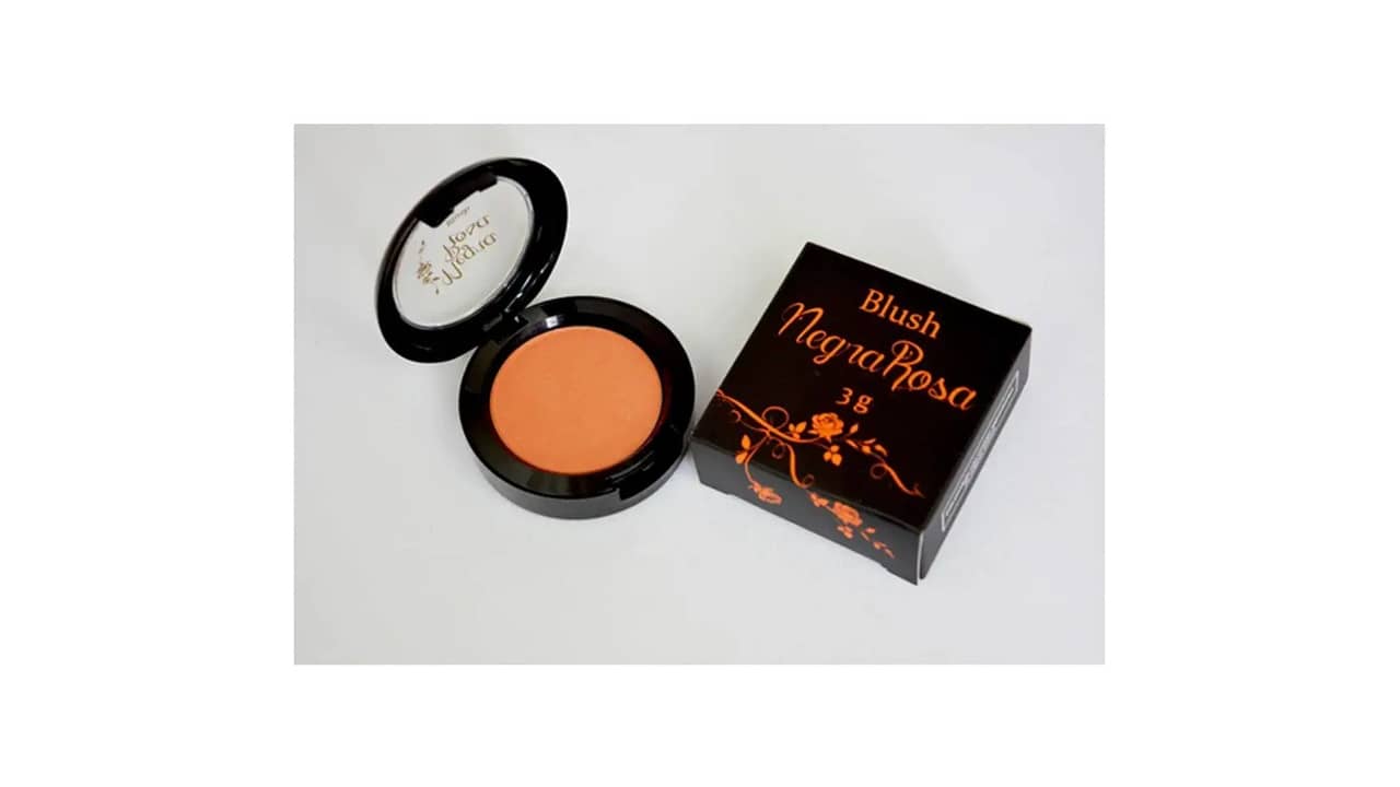Melhor Cor de Blush para Pele Negra: Cores e Fórmulas Ideais