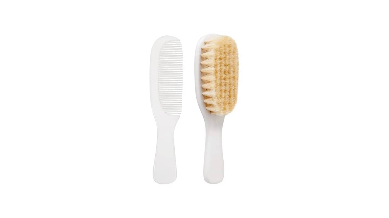 Melhor escova de cabelo para bebê recém nascido: 10 Opções Macias e Seguras
