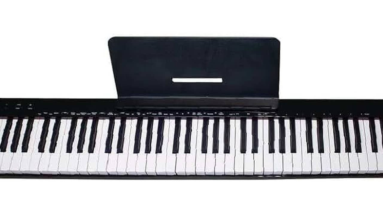 Melhor piano digital custo benefício 2026: Som Realista
