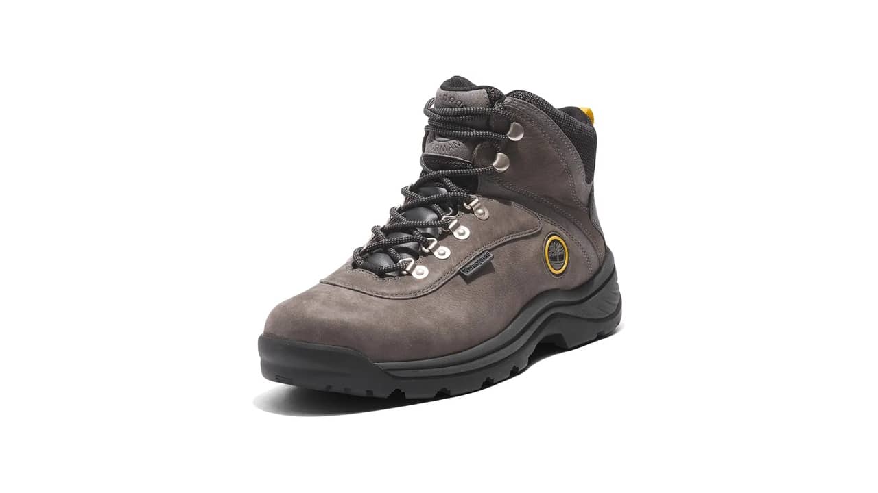 Qual a Melhor Bota Caterpillar ou Timberland: Análise de 10 Modelos Impermeáveis