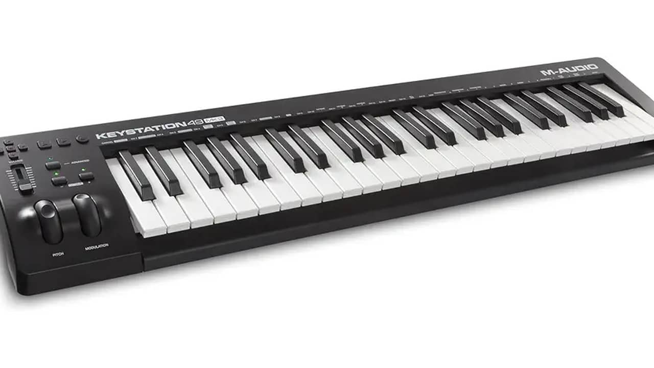 Qual o Melhor Teclado Controlador MIDI 49 Teclas: Análise Completa